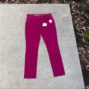 Levis pink jeans